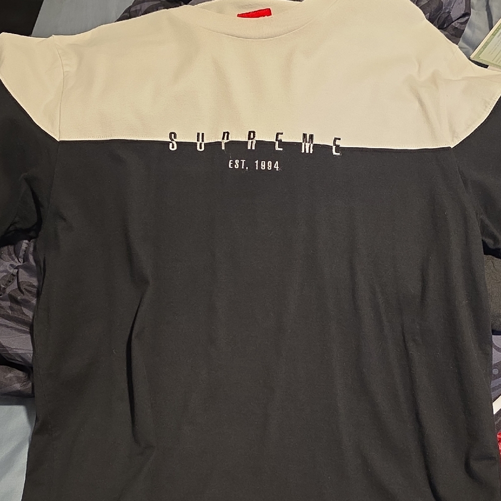 Supreme Two-Tone Black and Cream Tee